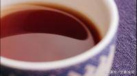 红茶加什么？导致它变色。
