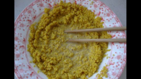 黄桃鹦鹉鸡蛋小米饲料制作方法